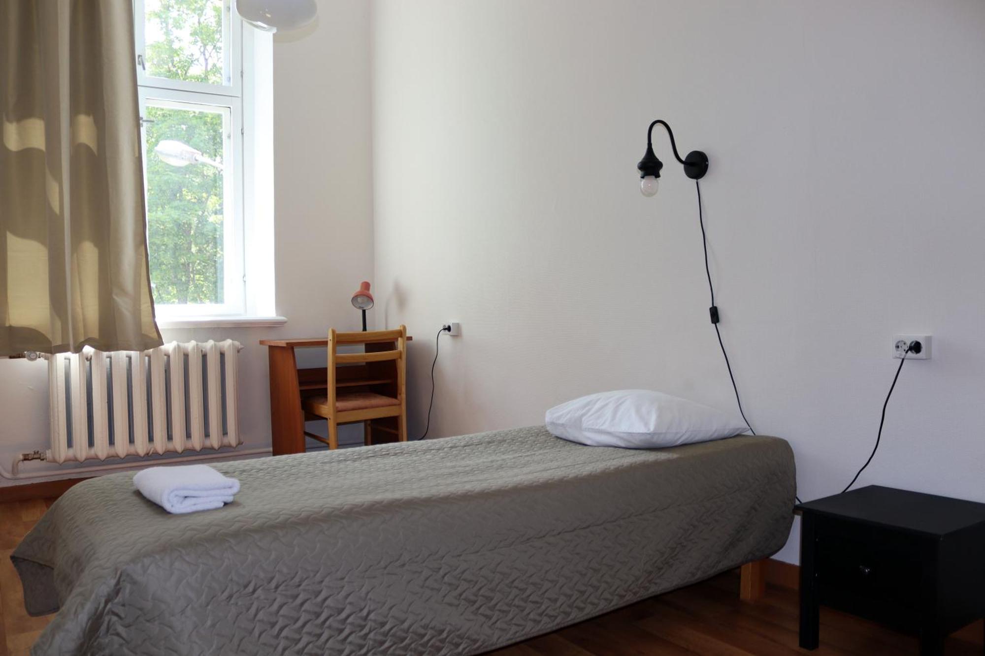 Hostel Louna Parnu Exterior photo